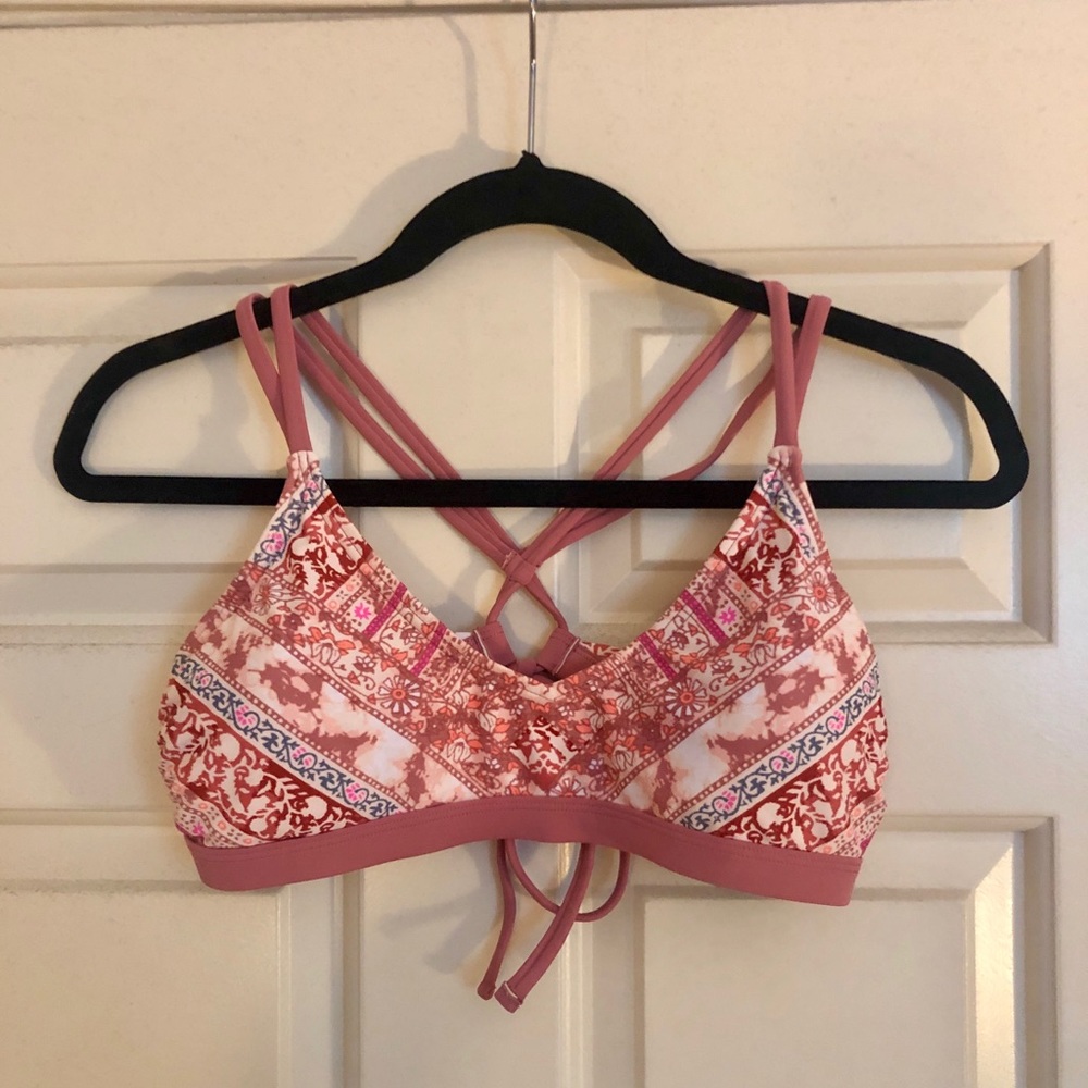 Pink patterned bikini top